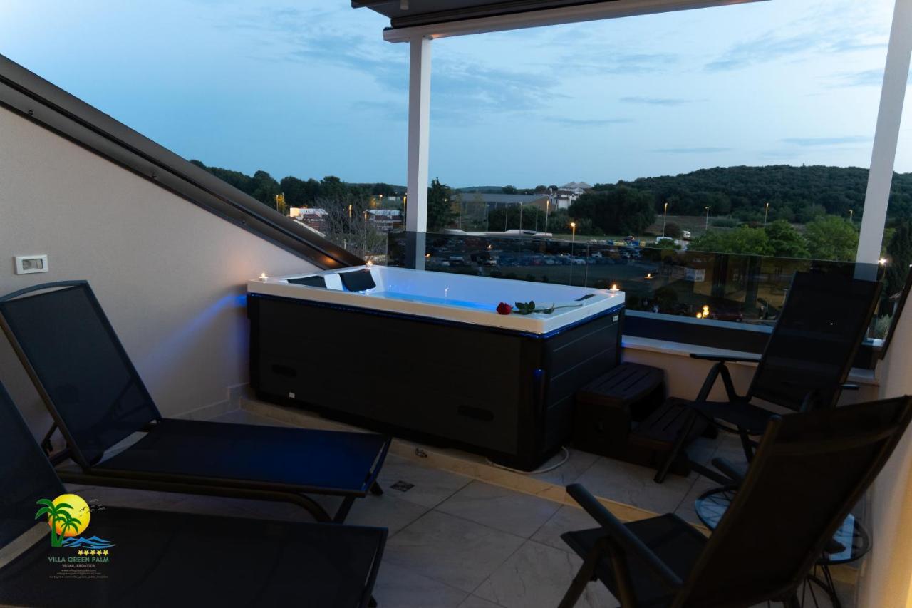 Villa Green Palm Vrsar Exterior photo